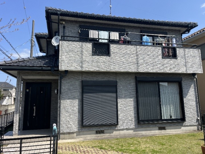 外壁塗装工事前のお住まい
