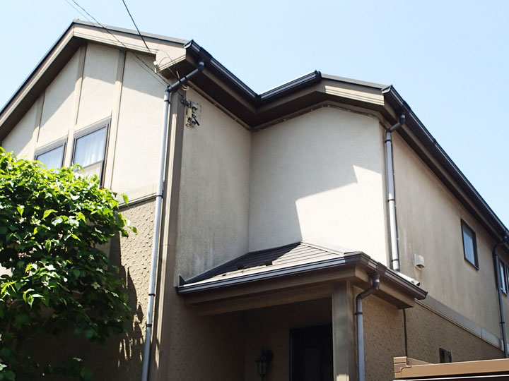 大網白里市みずほ台のお客様、屋根・外壁に繁殖した苔を落としてきれいにしたい！