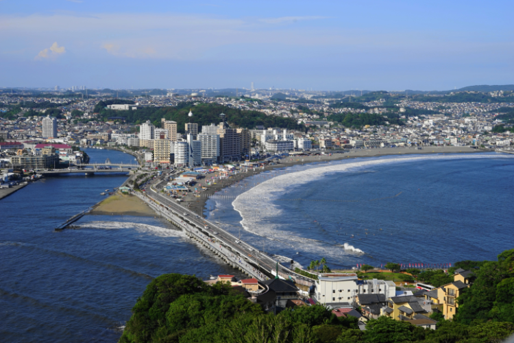 工場や海が近い地域は頻繁なメンテナンスが必要です