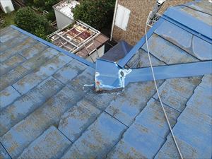 谷板金のめくれ　軒裏天井（軒天）の剥がれの調査　工事　木更津市請西