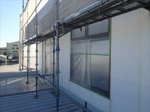 ALC構造。下地調整＝ソフトサーフ使用。建物改修工事の状況になります。｜木更津市