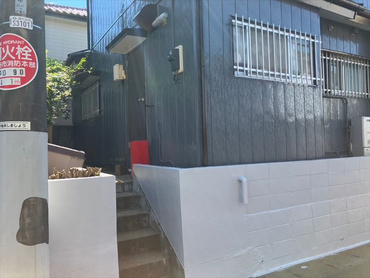 鎌ケ谷市鎌ケ谷で行ったブロック塀塗装工事と下地補修の工程紹介