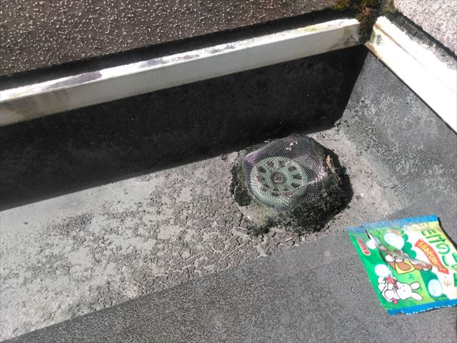 ベランダの排水溝