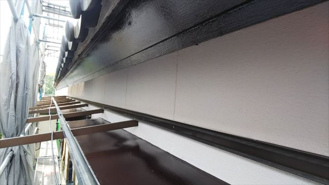 破風板の塗装