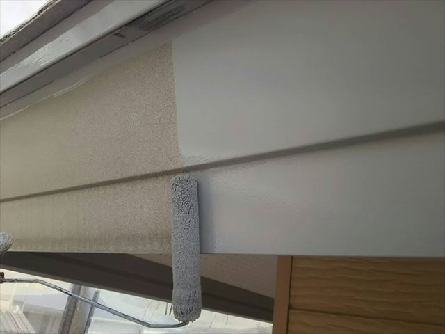 春日井市篠木町で、破風板の塗装・外壁の下塗りを行いました。