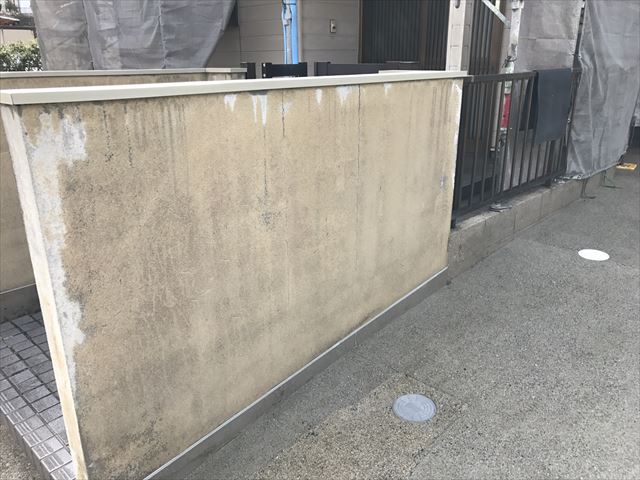 ブロック塀の洗浄です