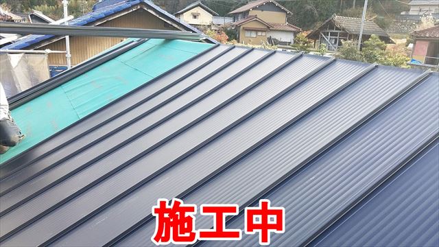 ガルバ施工中