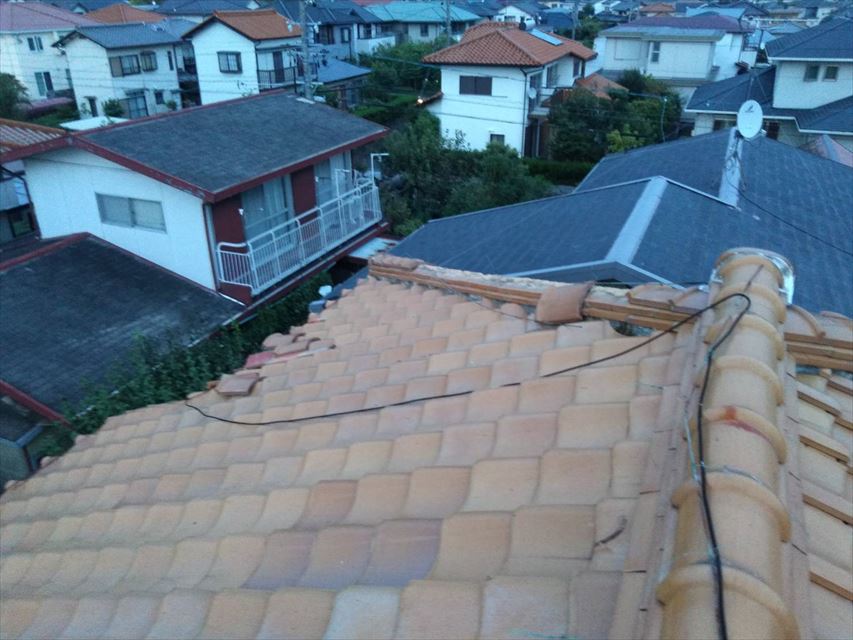 屋根瓦の破損