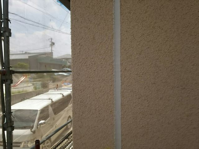 たて目地の打ち替え完了です