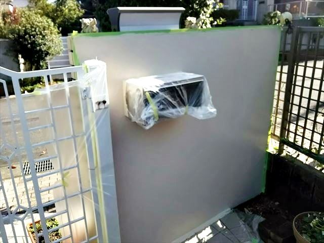 ブロック塀、上塗り塗装完了