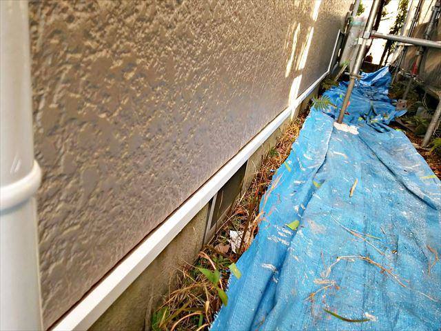 小牧市、水切りの塗装完了