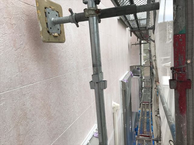 外壁の下塗り、完了です