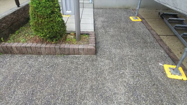 駐車場の洗浄です