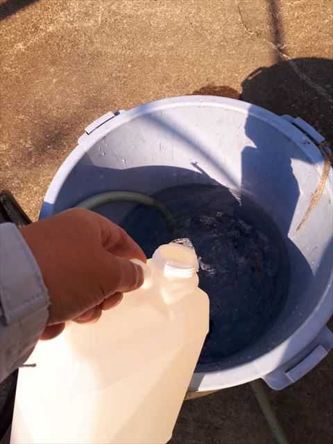 春日井市松新町で、バイオ洗浄と高圧水洗浄で外壁を洗いました。