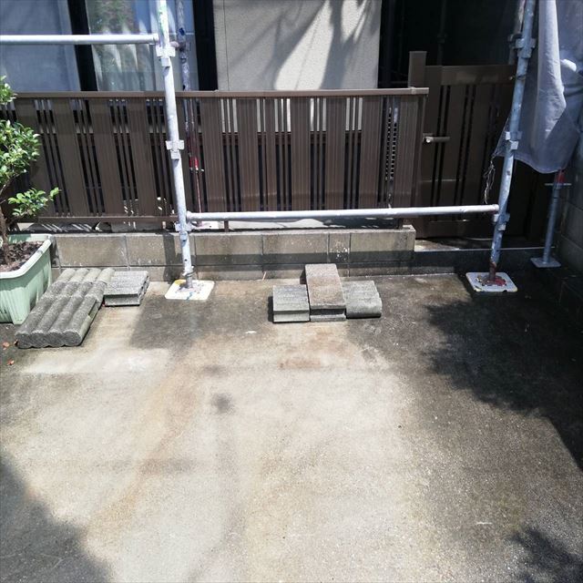 駐車場の洗浄です