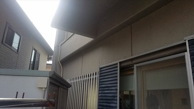 外壁の色褪せ