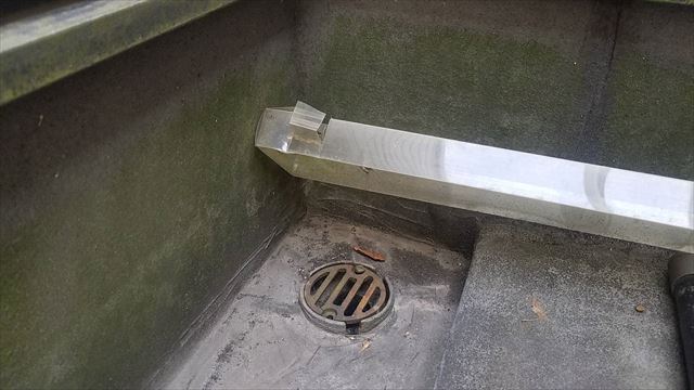 ベランダの排水ドレン