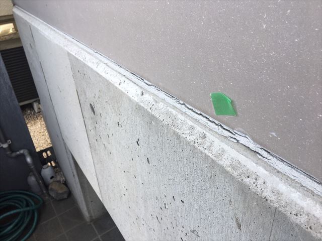 目地シーリングの劣化です