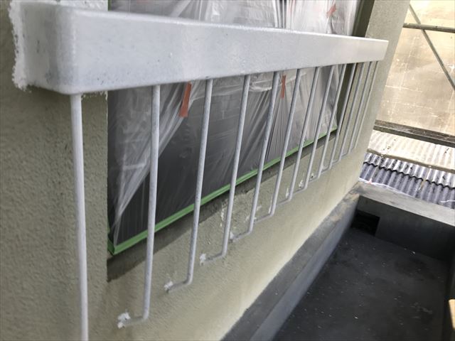 春日井市、手すりの塗装完了
