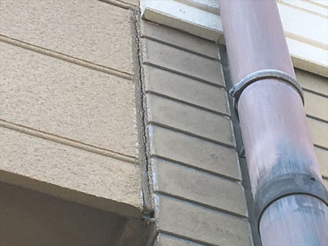 シーリング材の亀裂