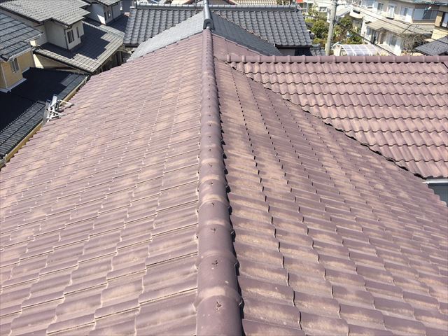 屋根の色褪せ