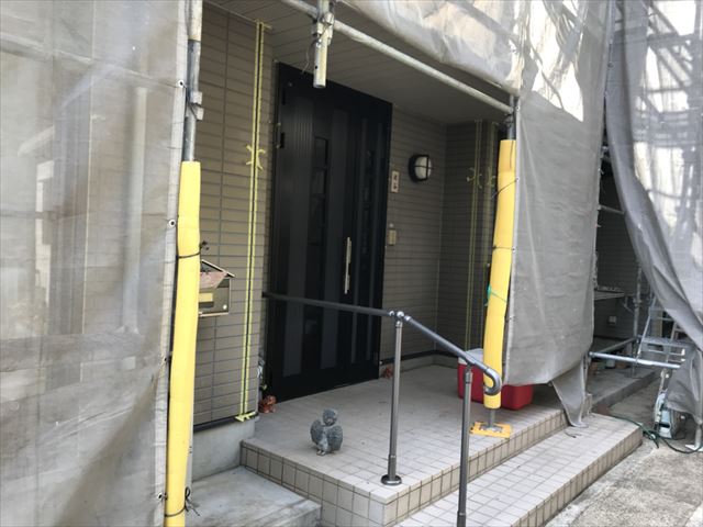 瀬戸市で、超寿命のオートンイクシードで目地の打ち替えです。
