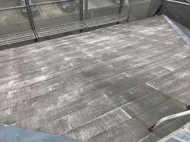 屋根のバイオ洗浄
