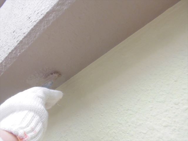 春日井市、小庇の塗装