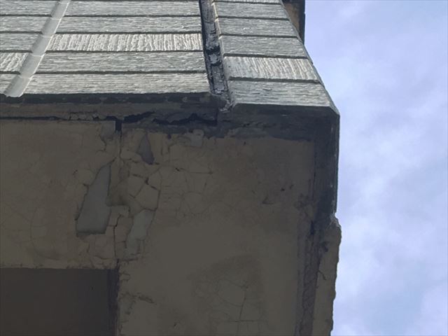 ベランダの下地の亀裂です