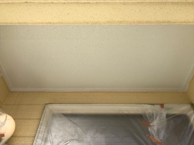 春日井市不二町で、屋根・外壁塗装工事が間もなく完成です。