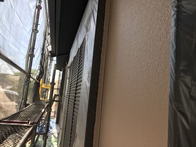 外壁の中塗り完了です