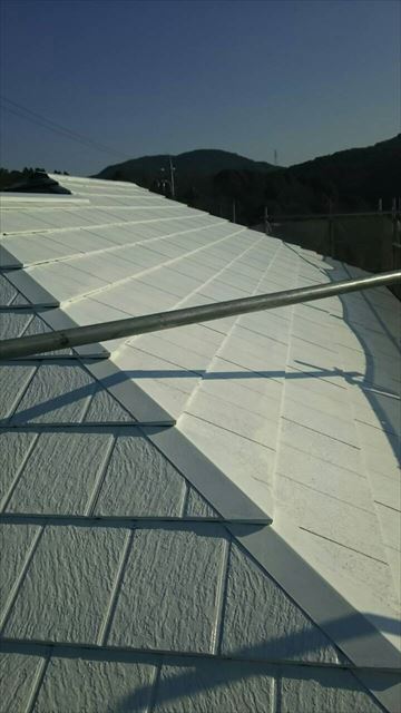 屋根下塗り