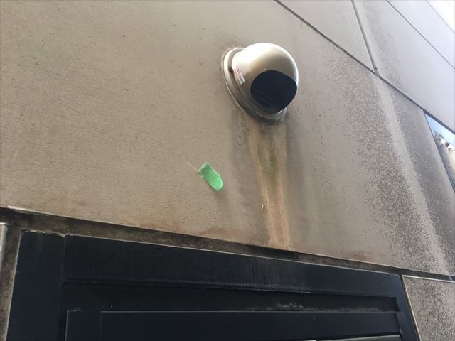 換気口の油汚れ後です