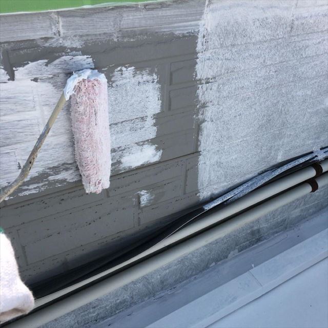 つくば市で、鉄板屋根塗装に伴うパラペット塗装工事を行いました