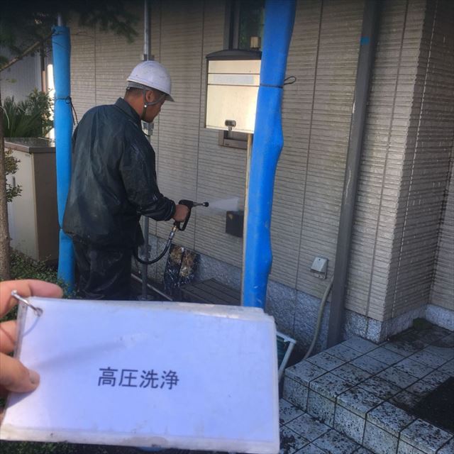 かすみがうら市で塗り替え塗装。専用補修材でスレート屋根のヒビ割れを修理