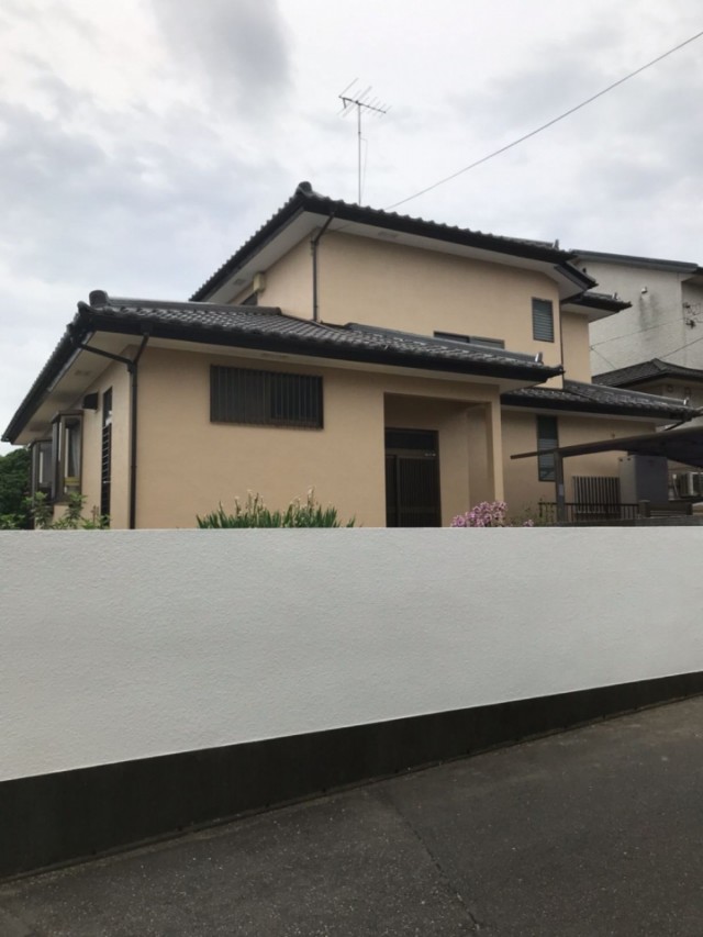 つくば市にて、傷んだ軒天の張替えを中心に家屋全体を塗装しました！