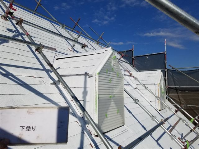 行方市で外壁塗装、遮熱塗料を使って屋根塗装・暑さに強い家に！
