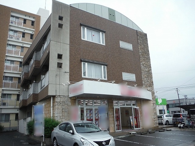 倉敷市玉島駅前　築２０年マンション屋上ウレタン防水工事　