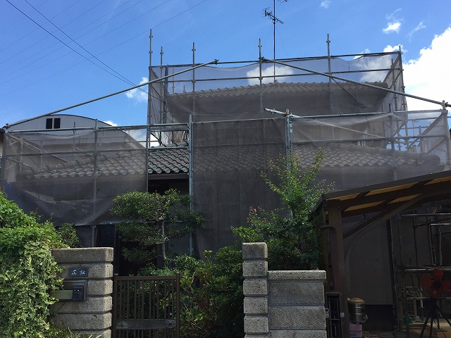 早島町若宮　塗夢ｱｳﾄﾚｯﾄ仕様での施工　熱いので熱中症対策も