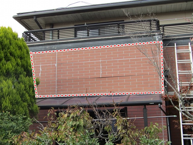 戸建築22年　ノーメンテナンスでバルコニーサイディングが破損