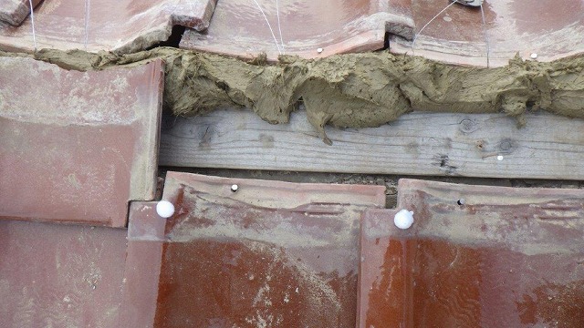 伊達郡国見町　台風による瓦屋根からの雨漏り修繕工事の続きです