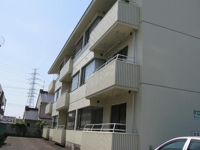 福島市のアパート・マンションで外壁塗装の現場調査、見積もり依頼