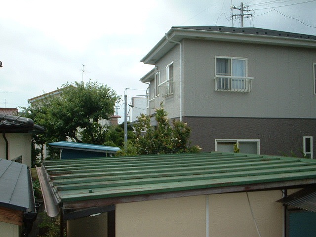 福島市で軒天の交換工事を行いました。