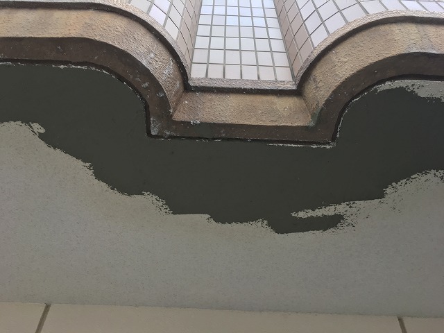 ベランダ軒天モルタル補修
