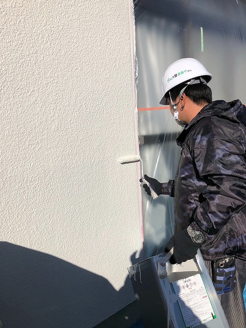 福島市のお客様の住宅外壁上塗り塗装が完了しました。