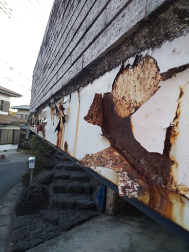 三島市ガレージ鉄部錆び