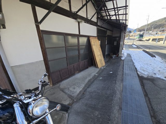 飯田市T邸_施工前の外のようす