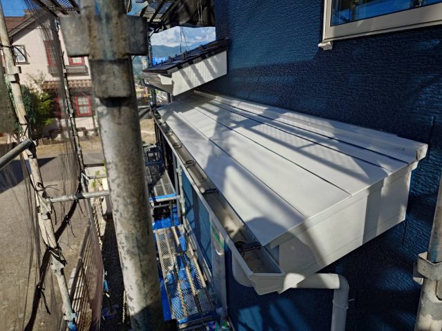 駒ヶ根市_庇屋根塗装