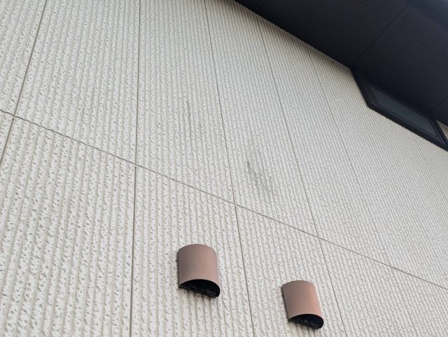 伊那市K邸_施工前-外壁の色あせと汚れ