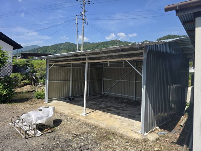 阿智村S邸_屋根材と外壁材取付け完成